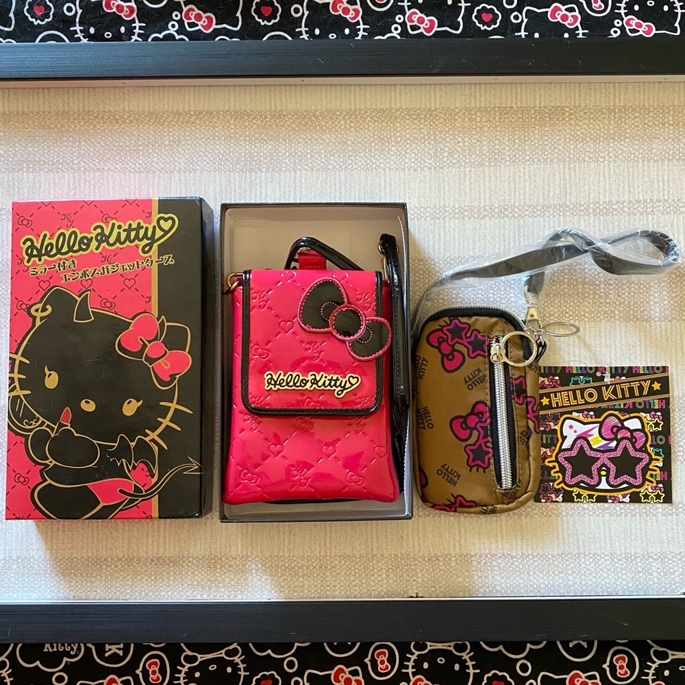 Rare Hello Kitty, Sanrio/tiny purse/phone …
